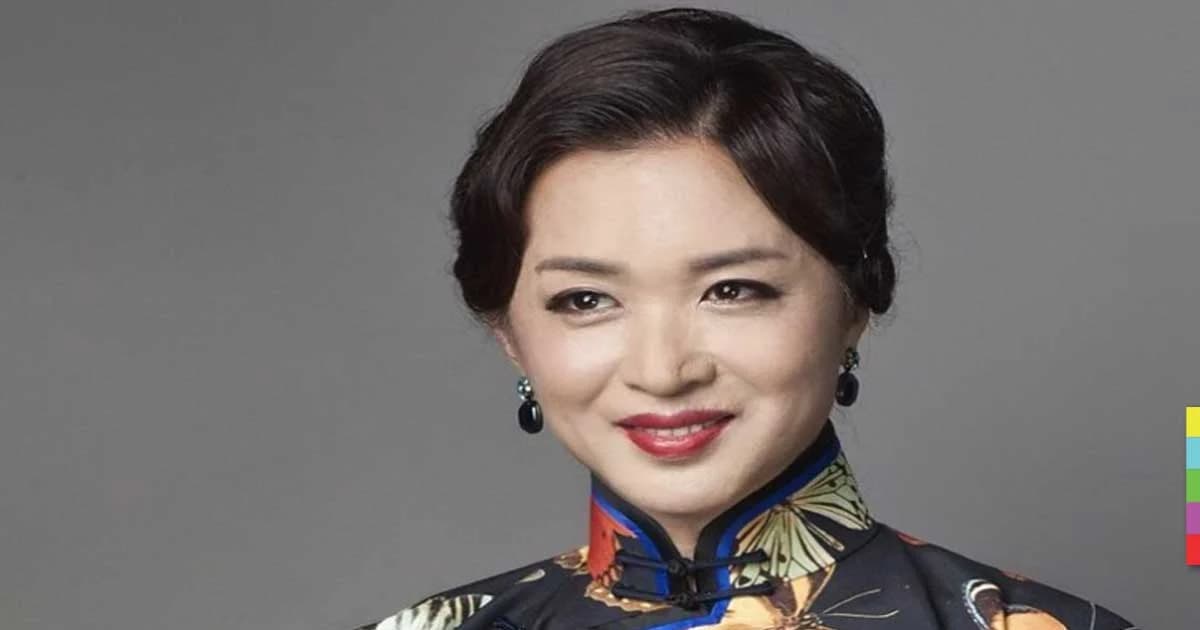 “จิน ซิง” พิธีกรสาวข้ามเพศกับรายการที่มีคนดูนับล้าน