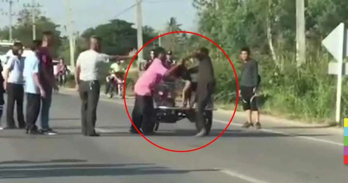 นาทีระทึก ! ตร.บุกชาร์จตัวหนุ่มเมียนมาคลั่ง จี้คอหนูน้อยวัย 3 ขวบ