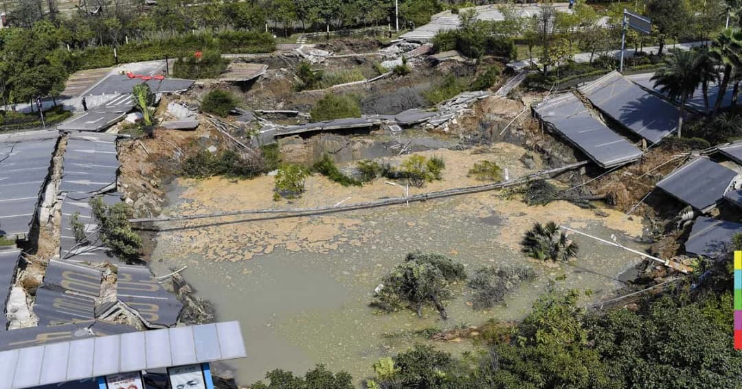 ถนนทรุดตัวขนาดใหญ่ในจีน เบื้องต้นเสียชีวิต 8 ราย