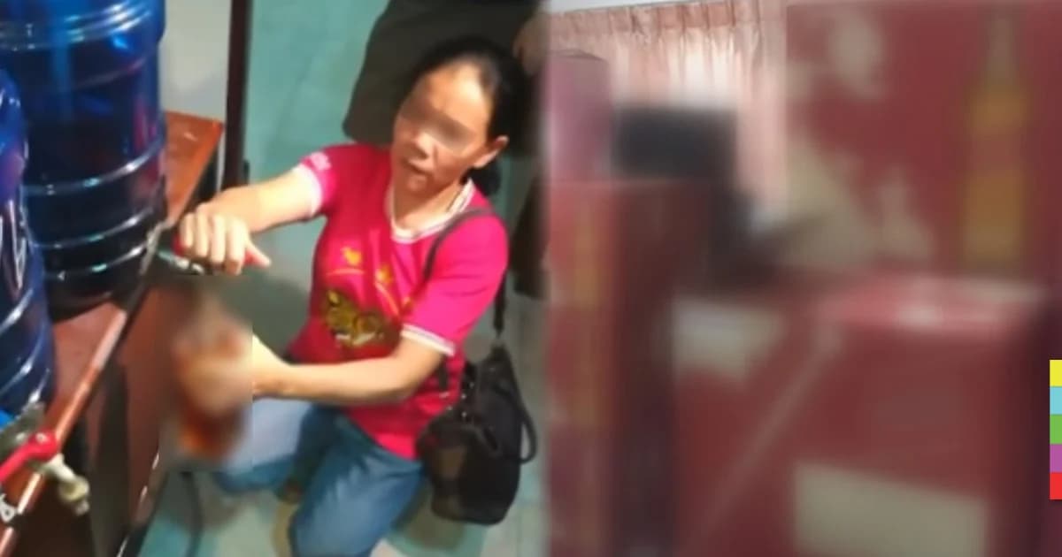 แก๊งปลอมสุรานอก กรอกโชว์สดๆ ในบ้าน