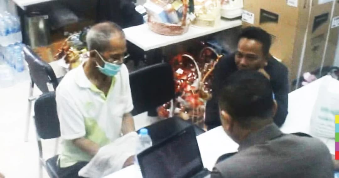 จับเฒ่าวัย 83 ปี ข่มขืนเด็กหญิงวัย 4 ขวบ ! ให้การปฏิเสธ อ้าง แค่ให้นั่งตัก