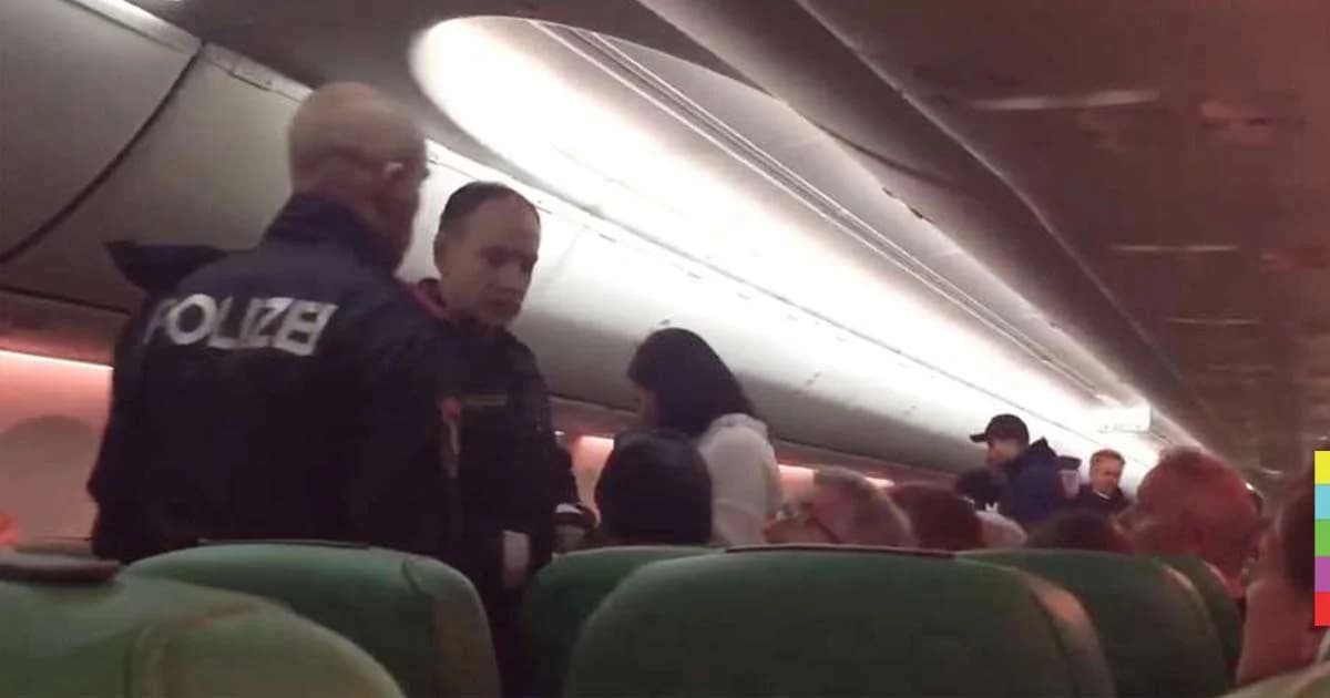 เล่นเอาขมคอ ! กัปตันนำเครื่องลงฉุกเฉิน เหตุผู้โดยสารทะเลาะกันเพราะ ‘กลิ่นตด’