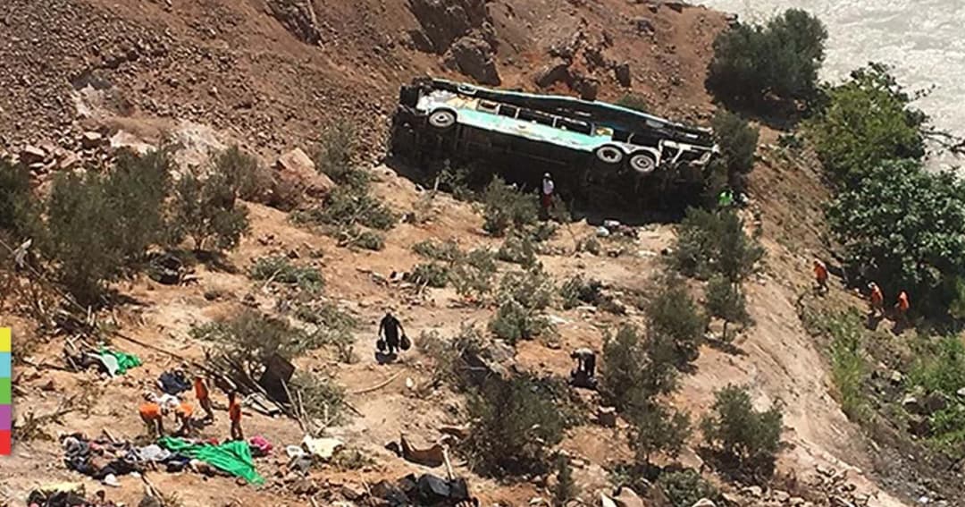 ในรอบ 2 เดือน ! บัสเปรูตกเหว เสียชีวิต 35 เจ็บ 20