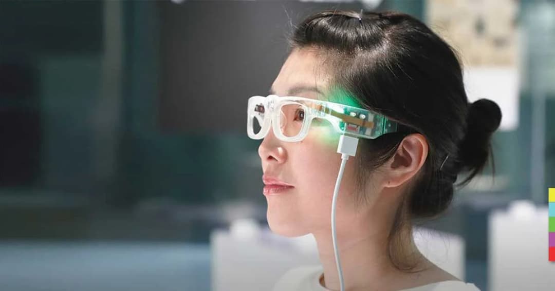 ญี่ปุ่นเปิดตัว “แว่นอัจฉริยะ” อ่านหนังสือให้คนตาบอด