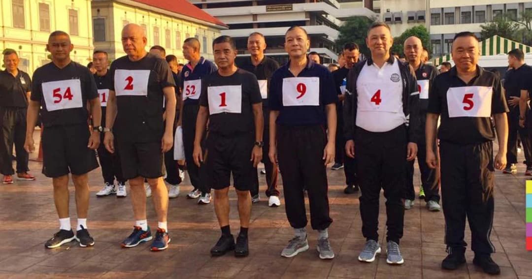 ผบ.ทบ. ฟิตเปรี๊ยะ! ทดสอบสมรรถภาพร่างกายผ่านฉลุย