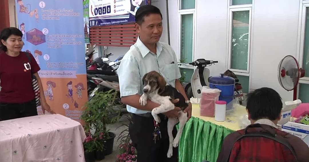 หวั่นระบาดเพิ่ม ! ปชช.นำสุนัขเสี่ยง ‘พิษสุนัขบ้า’ ส่งตรวจ