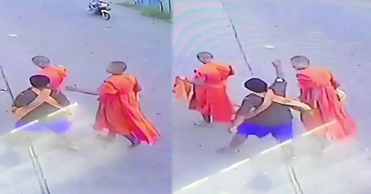 ไม่ใช่เพื่อนเล่นนะ ! “เด็กวัด” มือลั่นตบหัวเณร ไม่เกรงใจผ้าเหลือง