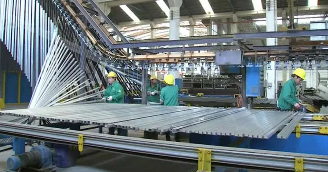 ก.พาณิชย์เตรียมเจรจาสหรัฐขอยกเว้นขึ้นภาษีเหล็ก