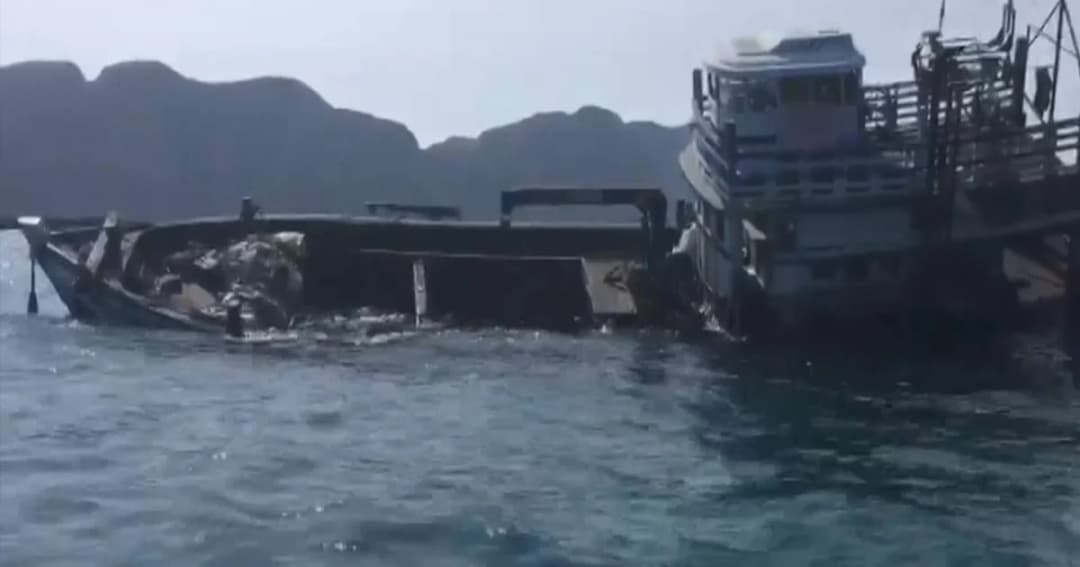 เตรียมกู้เรือขนขยะอับปาง กระทบแนวปะการังเสียหายกว่า 100 ตร.ม.