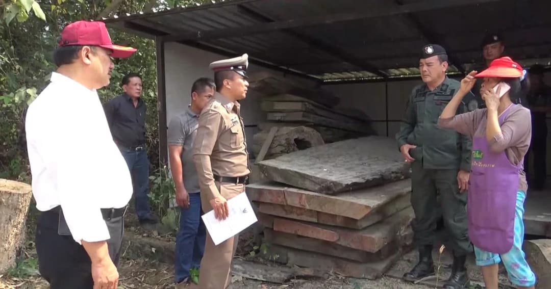 ยึด ‘ไม้สัก’ แปรรูป 4 พันแผ่น ซุกกลางเมืองเชียงใหม่
