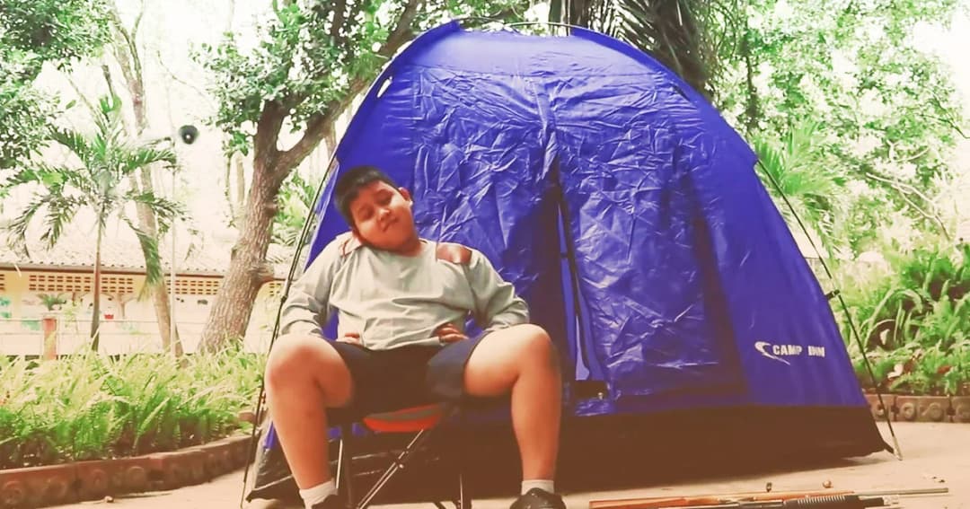 แชร์สนั่น หนังสั้นเสียดสีข่าวดัง “ครูครับ …เปรมยิงแมว”