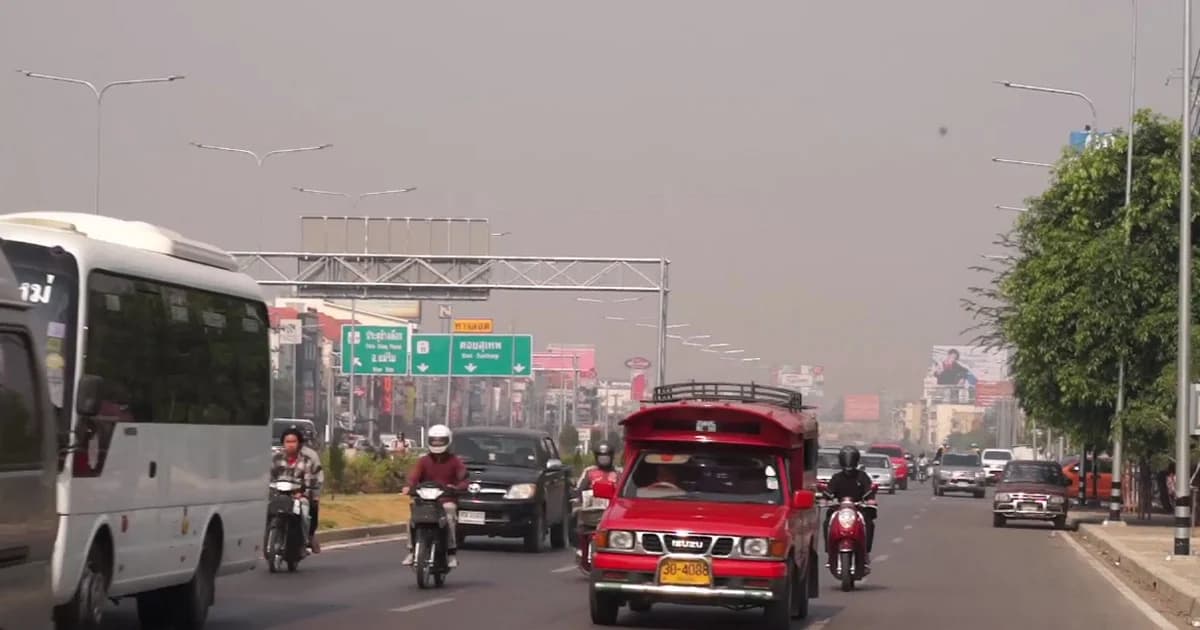 จ่อวิกฤติอีกรอบ หมอกควันทึบปกคลุมเชียงใหม่ไม่เห็นดอยสุเทพ