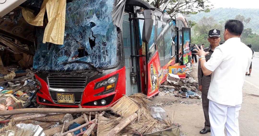 รวบตัวคนขับทัวร์มรณะเค้นสอบสาเหตุ สภาพเจ็บ-อิดโรย