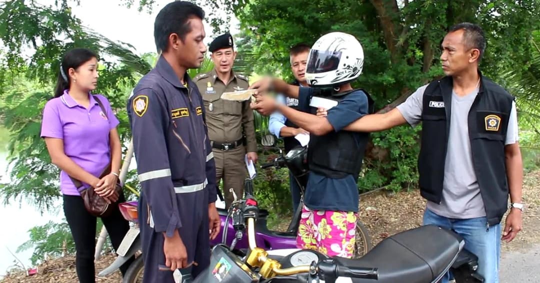 รวบ 2 โจ๋ชิงทรัพย์ โต้ ตร.ให้ข้อมูลผิด รับลงมือถึง 4 ราย