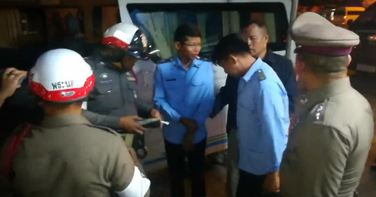 ตร.กรุงเก่าคุมเข้มพนักงานขับรถโดยสารสาธารณะ ตรวจปัสสาวะป้องกันอุบัติเหตุ