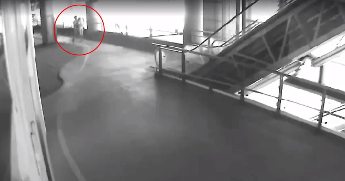 เตือนภัย ! หนุ่มช่วยตัวเอง ลวนลามสาว ในแอร์พอร์ตลิงก์