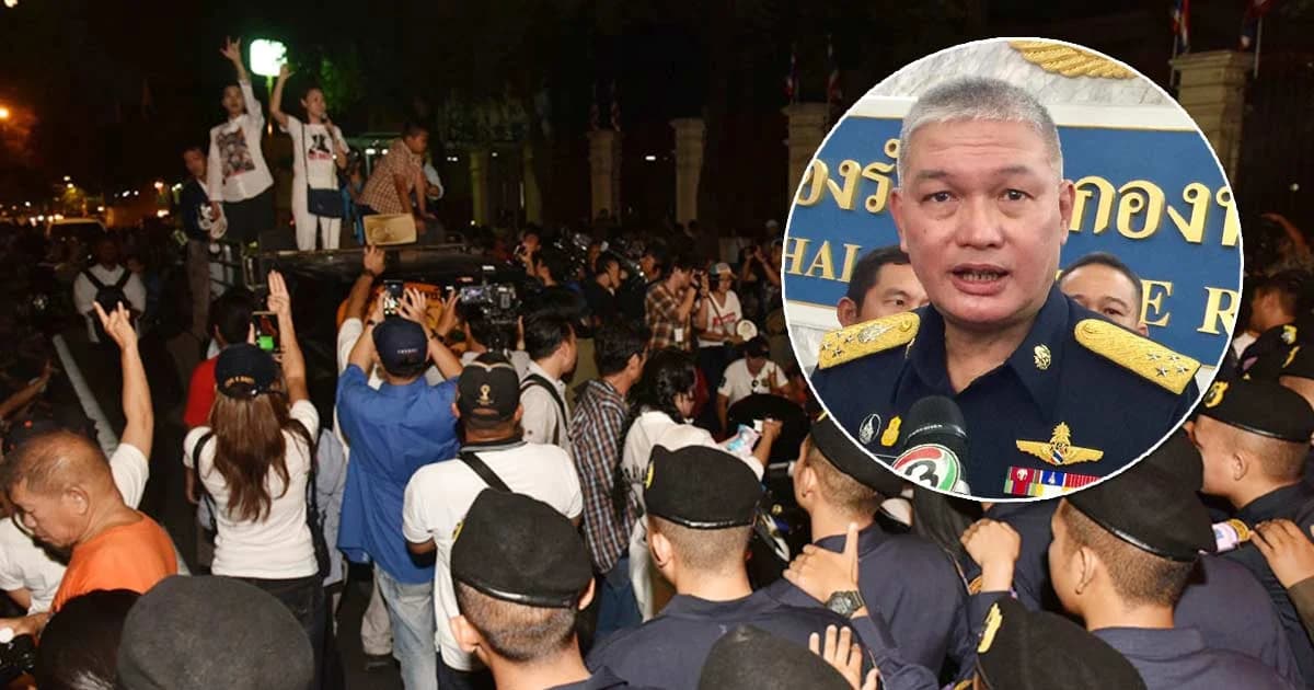 ‘ผบ.ทอ.’ ยืนยันรักษาความสงบ ไม่ยุ่งการเมือง ไม่แยก ‘คสช.’