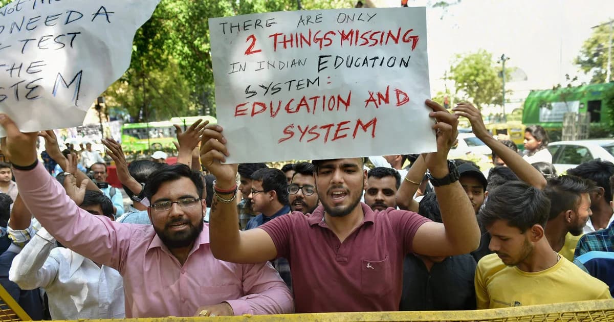 อินเดียฉาว ! ข้อสอบรั่วไหล กระทบนักเรียน 1.6 ล้าน