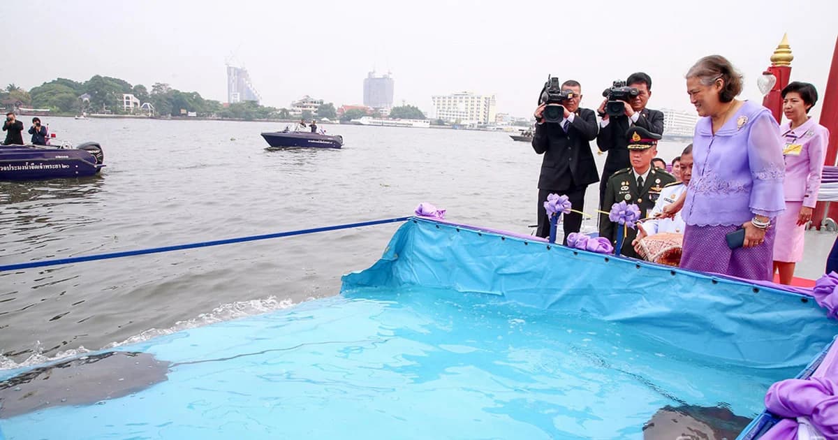 สมเด็จพระเทพฯ ทรงปล่อยปลา บำเพ็ญพระราชกุศล เนื่องในวันคล้ายวันพระราชสมภพ