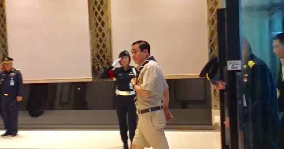 นายกฯ บินปัตตานี พบผู้นำศาสนา และเปิดชุมนุมลูกเสือ 