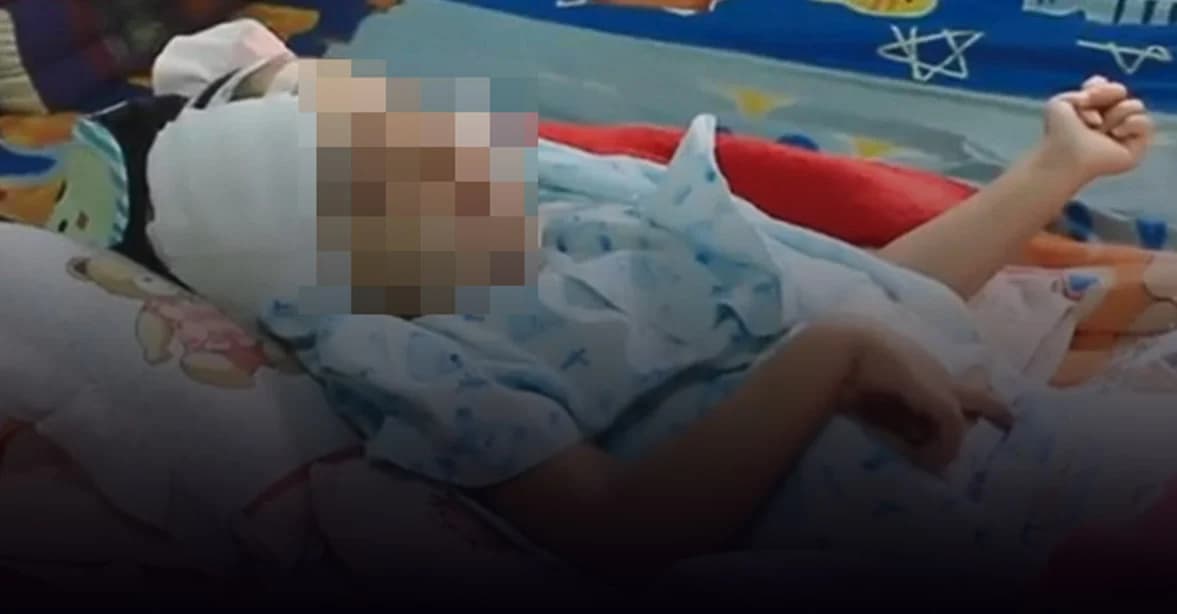 เด็กหญิงวัย 3 ขวบ ถูกแม่ทำร้าย จนเป็นเจ้าหญิงนิทรา