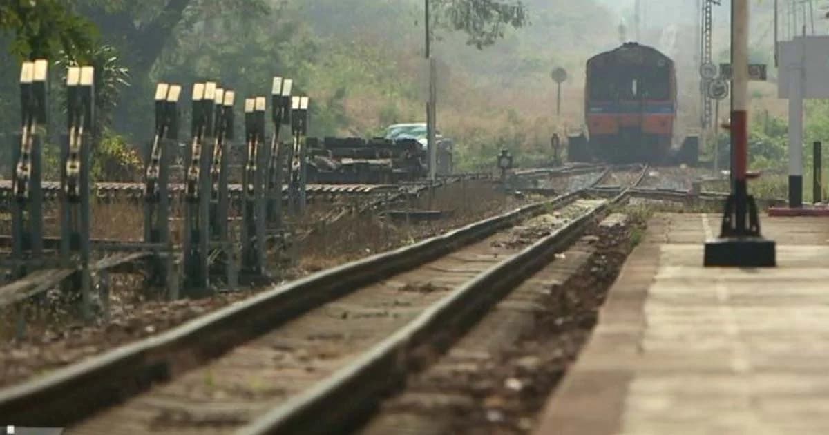 สร้างรถไฟเสร็จ เรื่องยังไม่จบ ! ส่อหยุดวิ่งหากรับพนักงานไม่ทัน