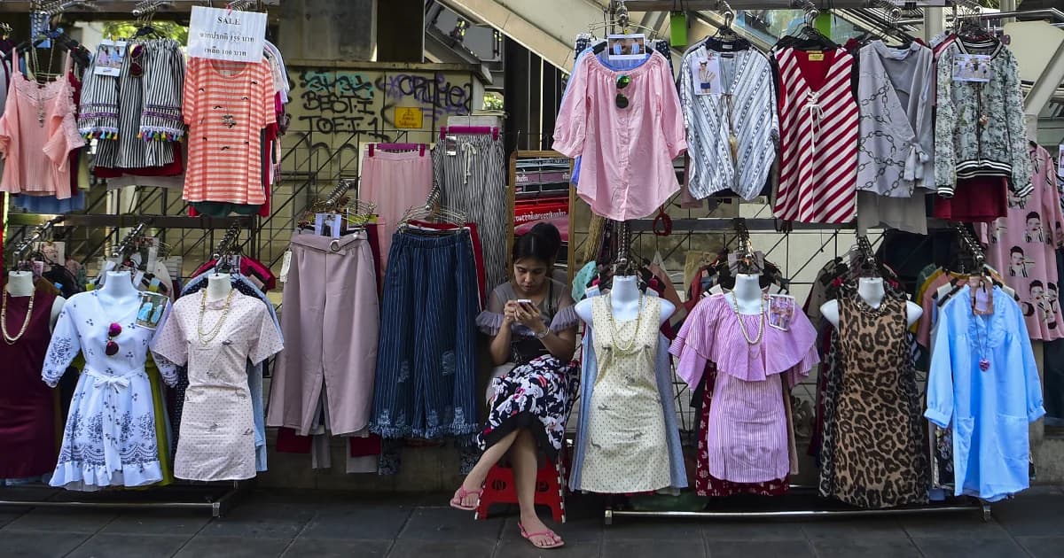 สื่อนอกบอก “ไทยกำลังเดินตามญี่ปุ่น” (ในเรื่องไม่ค่อยดี)