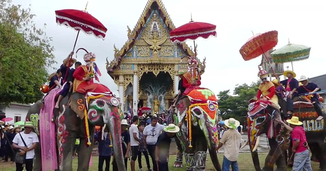 สงกรานต์สุโขทัยปิดเมือง แห่ช้างบวชนาคยิ่งใหญ่