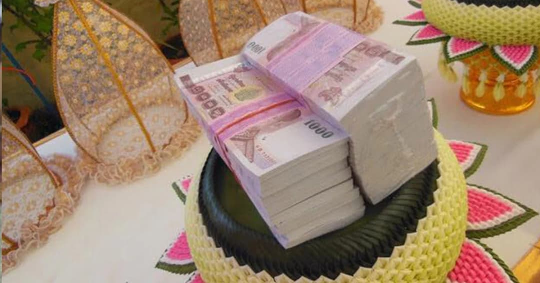 ขยี้ตารัวๆ ธุรกิจอย่างนี้ก็มีด้วย ให้เช่าสินสอด ทั้งเงิน ทอง และรถเบนซ์ส่งตัว