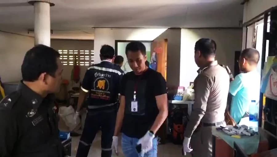แม่ค้าขนมจีบถูกฆ่าปาดคอ ตำรวจสงสัยคำให้การสามี