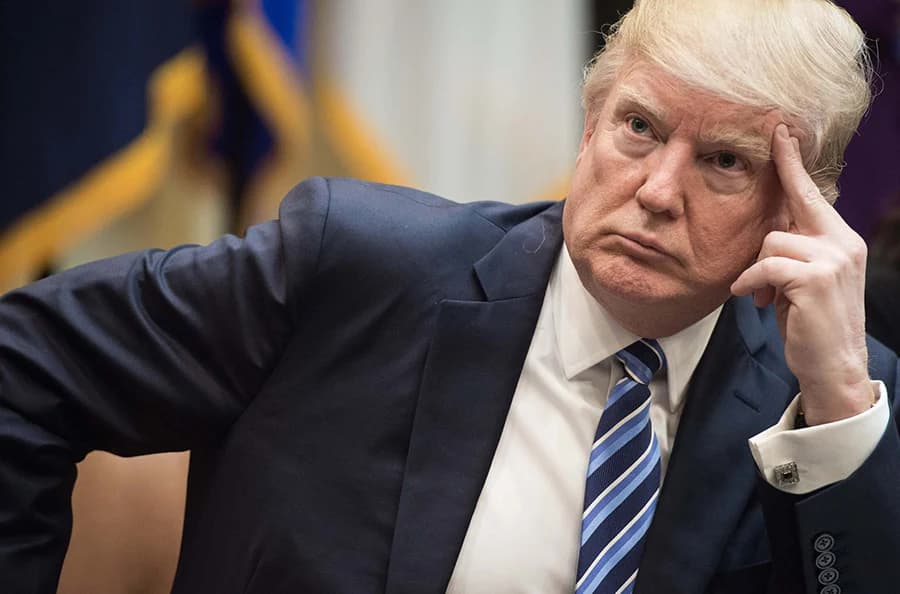 “ทรัมป์” ไม่พอใจเอฟบีไอ หลังบุกค้นสนง.ของทนายส่วนตัว