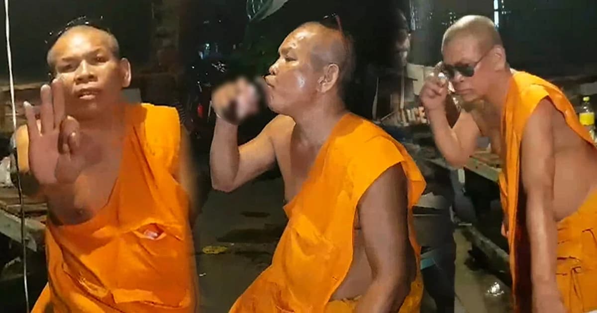 ชาวบ้านพบพระสงฆ์กระดกสุราเมาแอ๋ โร่แจ้งตำรวจ