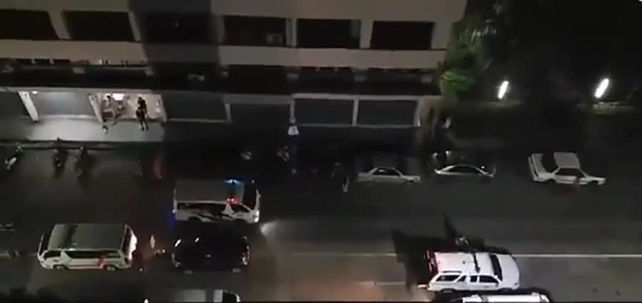 อปพร. ยิง กู้ภัยหน้า รพ. สาวโดนลูกหลงเจ็บ 1 ราย