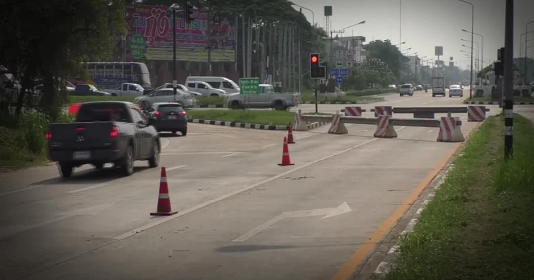 ขาขึ้นเหนือรถแน่น จนท.ปิดกั้นถนนจุดเสี่ยงเพื่อลดอุบัติเหตุ