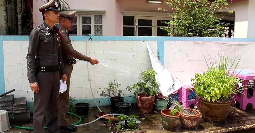 สาวปทุมฯ ไม่อยู่บ้านช่วงสงกรานต์ ติดโน้ตฝากตำรวจช่วยรดน้ำต้นไม้