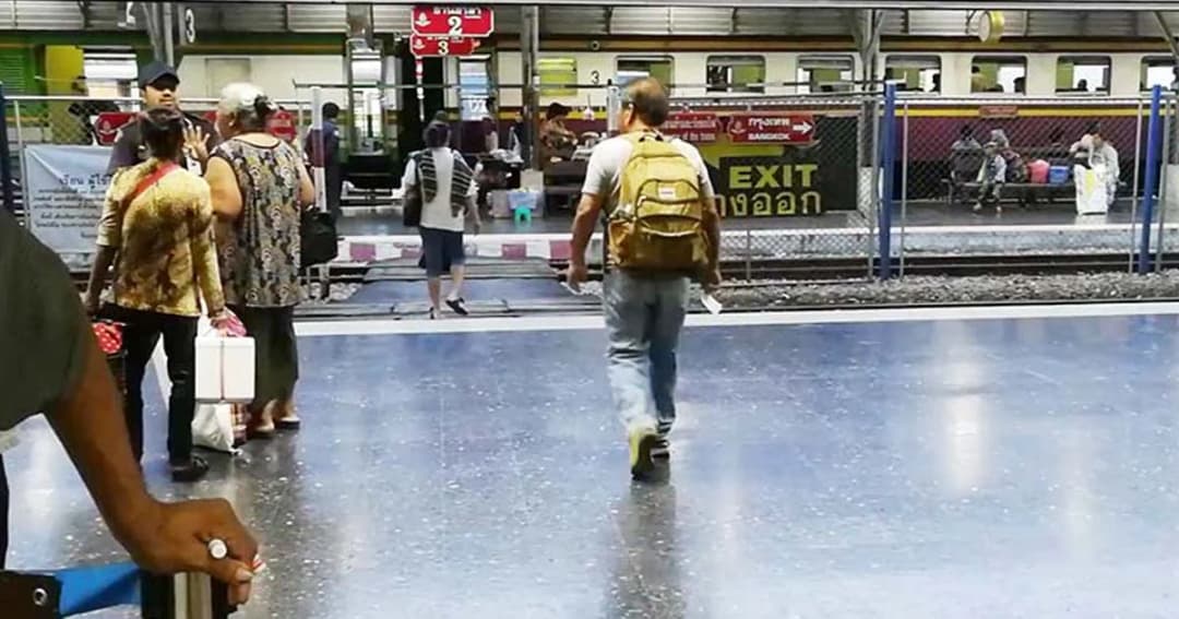 ชุมทางรถไฟหาดใหญ่คึกคัก คนทะลักเดินทาง เพิ่มโบกี้เต็มพิกัด