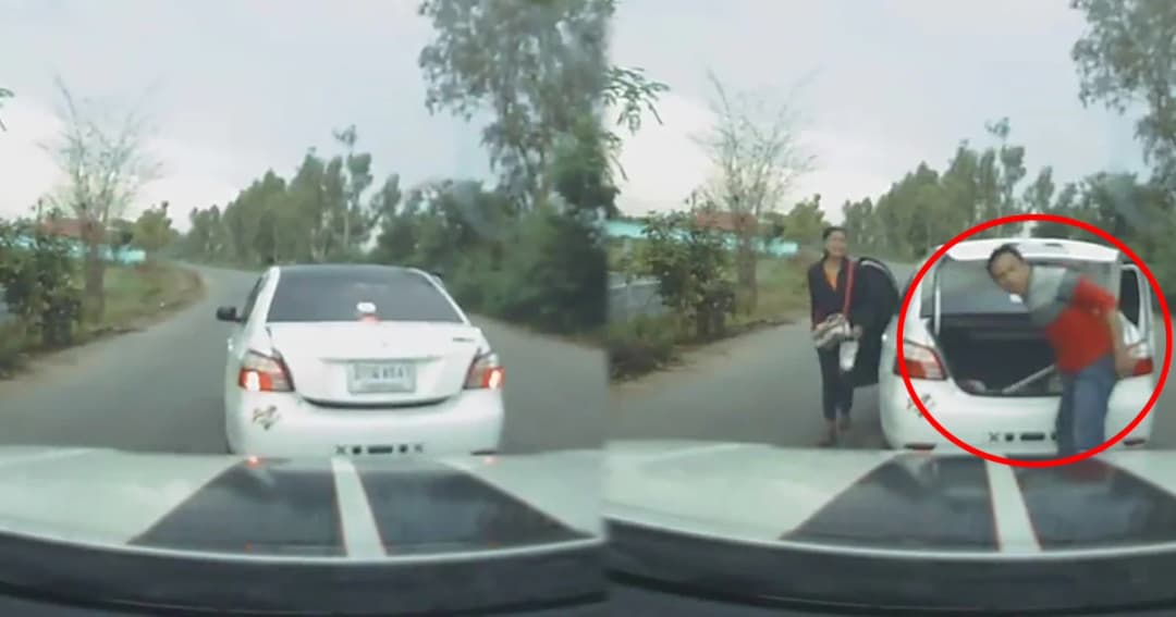 เก๋งปาดหน้าคว้าท่อนเหล็ก เอาเรื่องกระบะหลังโดนแซง