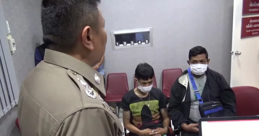 ตำรวจรวบ 2 โจรหนุ่ม ฉกเงินลุงร้านชำและแม่ค้ากาแฟ