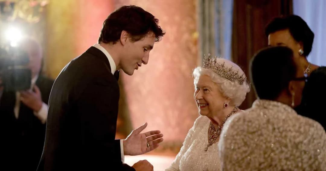 แม้แต่ควีนยังยอมแพ้ให้กับเสน่ห์ของนายกฯ แคนาดา