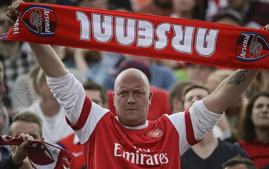 สาวก “เดอะ กันส์เนอร์” แห่ซื้อตั๋วเกมสุดท้ายของเวนเกอร์หมดแล้ว