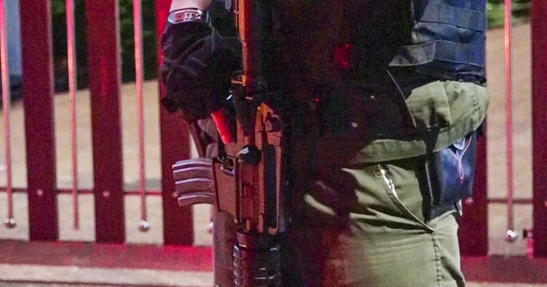 รัวถล่มอดีตผู้ใหญ่บ้าน ดับ 2 คาดฉลองวันกบฏดุซงญอ