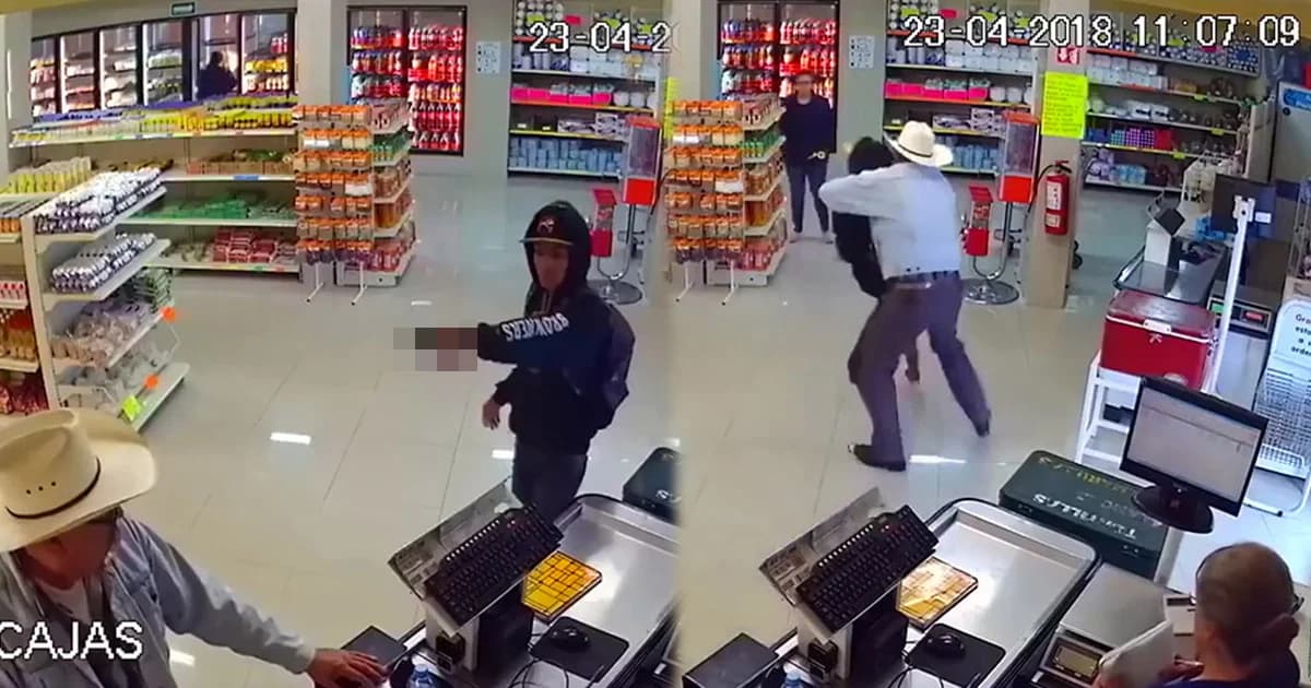 ลุงใจเด็ด สู้โจรจี้ร้านสะดวกซื้อในเม็กซิโก