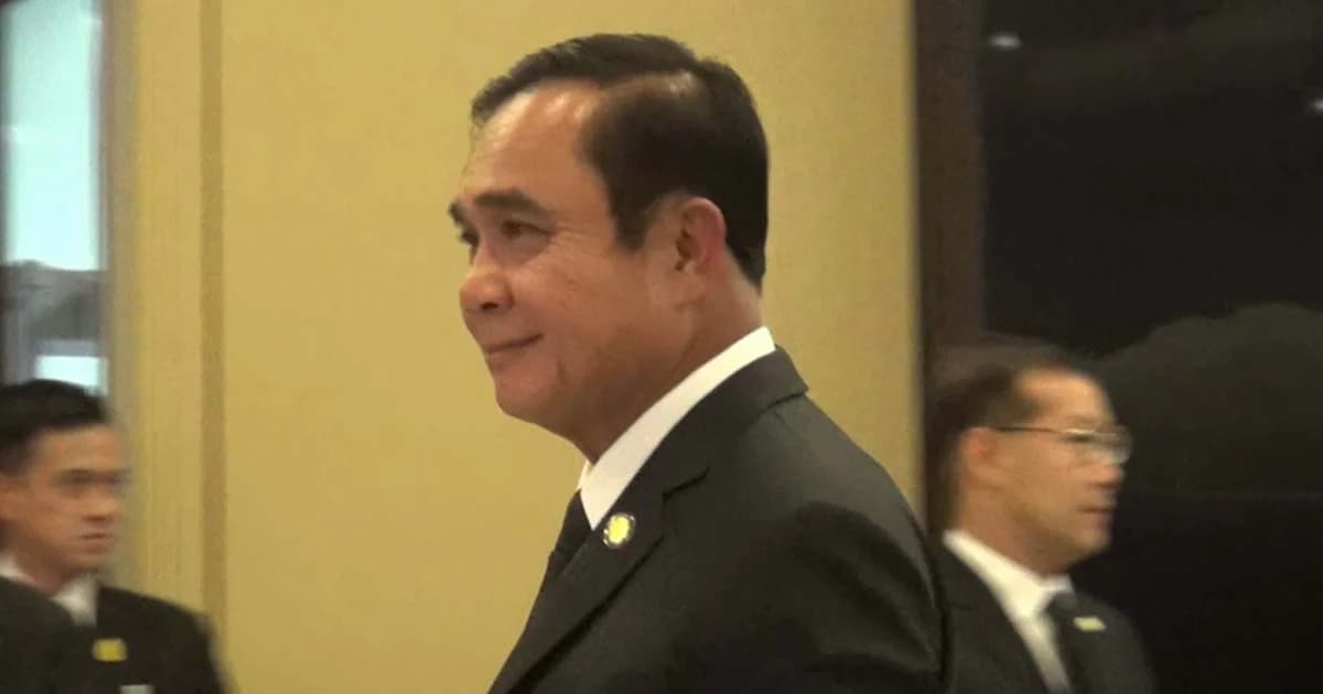 นายกฯ เผยติดตามนาทีประวัติศาสตร์ สองเกาหลีพบกัน