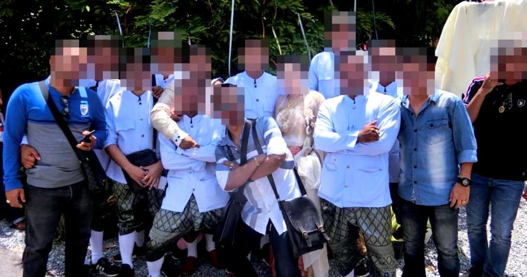 คืบหน้า เเก๊งเพื่อนเจ้าบ่าว เเต่งชุดไทย ยิงปืนในขบวนเเห่ขันหมาก