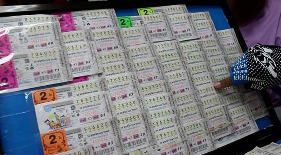 พ่อค้าหวย ฝากถึงรัฐบาล ขายหวย 80 ไม่ได้