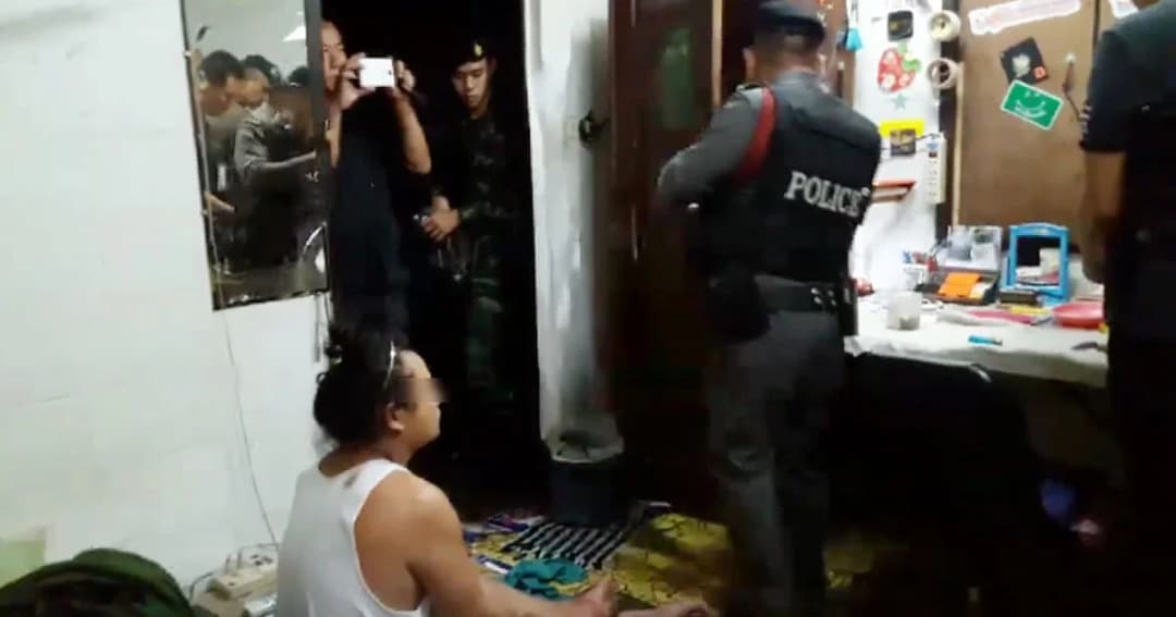 รวบโชเฟอร์รถแดงเชียงใหม่ ตระเวนส่งยาบ้าทั่วเมือง