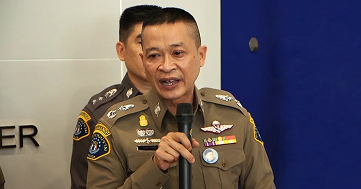 รวบหนุ่มกาฬสินธุ์ อ้างเป็นบอร์ดกองสลากฯ ตุ๋นเงินชาวบ้าน