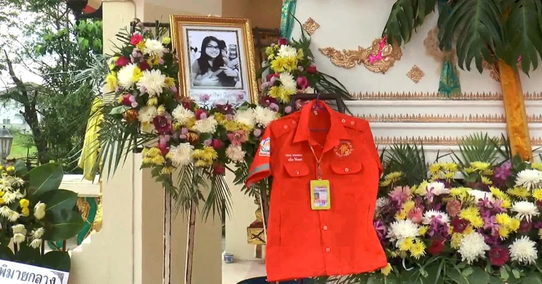 เผาเเล้ว นางฟ้ากู้ภัย ! รถกู้ภัยร่วมเปิดไซเรน ส่งดวงวิญญาณ