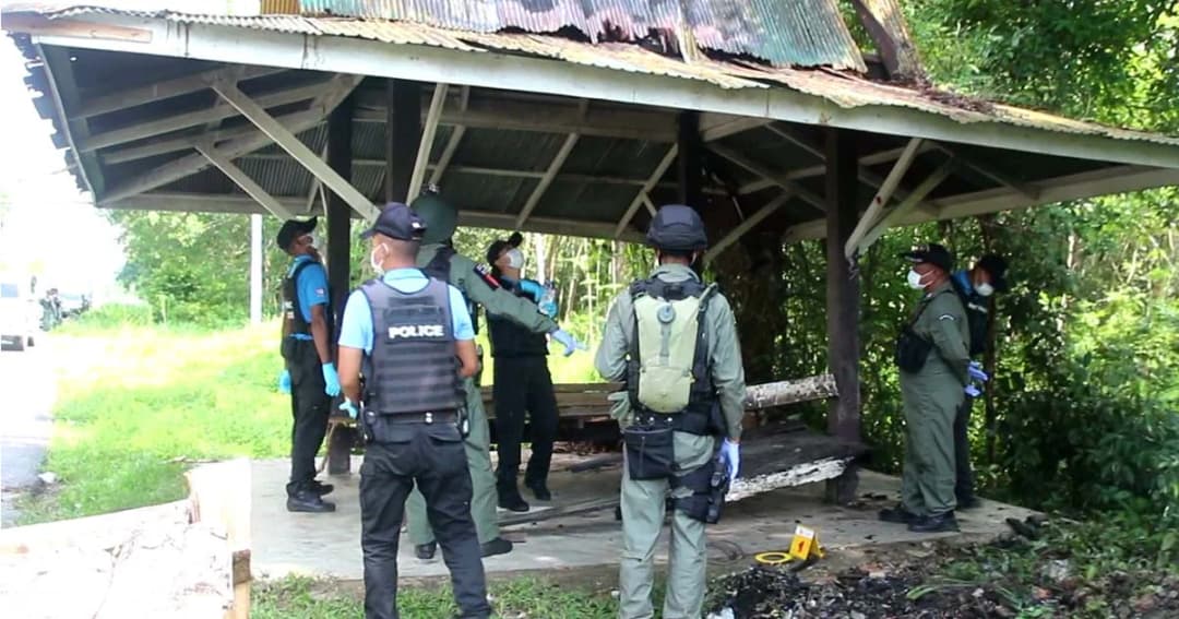 ป่วนเจาะไอร้อง บุกเผาศาลาริมทางเสียหาย 2 หลัง