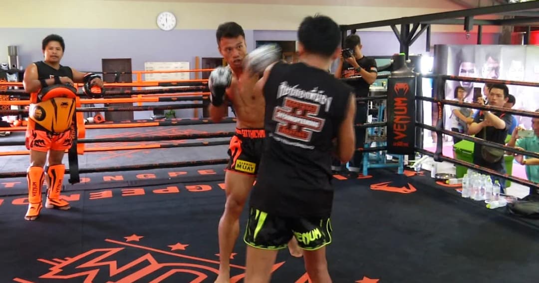 “เจ้าเมย์” สิทธิชัย แชมป์โลกคิกบ็อกซิ่ง เตรียมป้องกันเข็มขัดที่ฝรั่งเศส